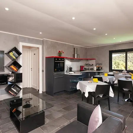 Il Glicine Bed & Breakfast 4*