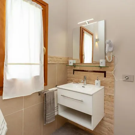 Bed & Breakfast Il Glicine 4*