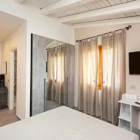 Bed & Breakfast Il Glicine Lu Lioni